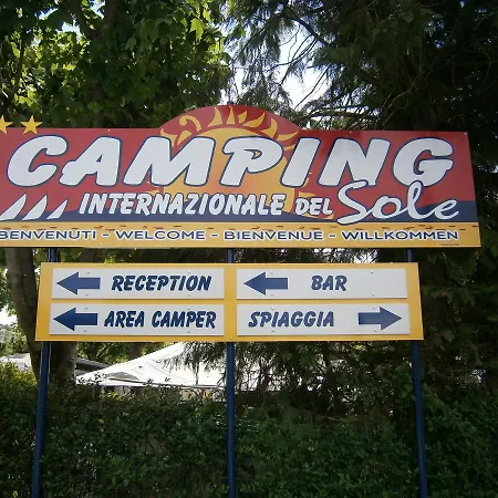 Internazionale Del Sole 캠프장 *